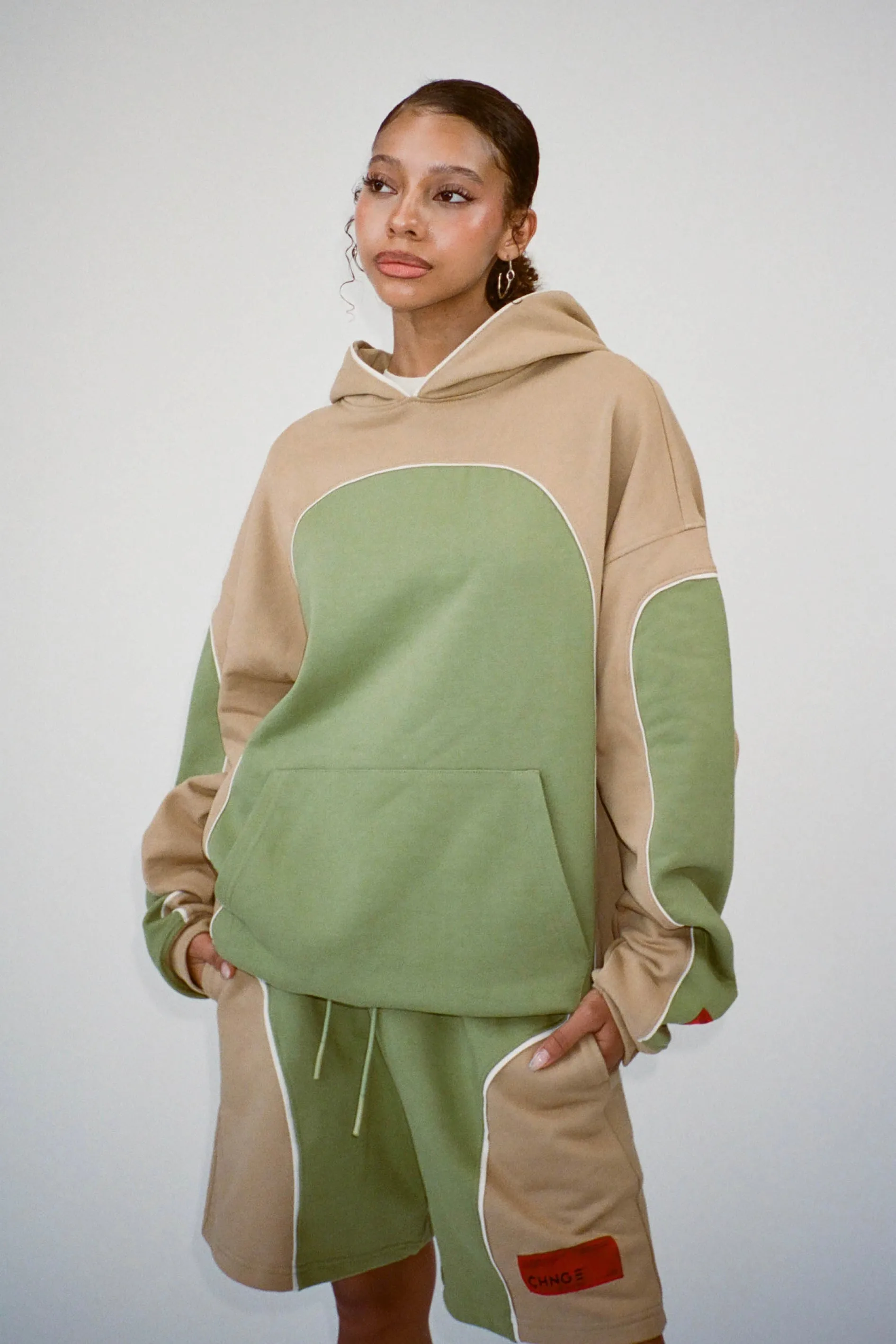 Arches Colorblocked Basic Hoodie (Moss/Wheat)