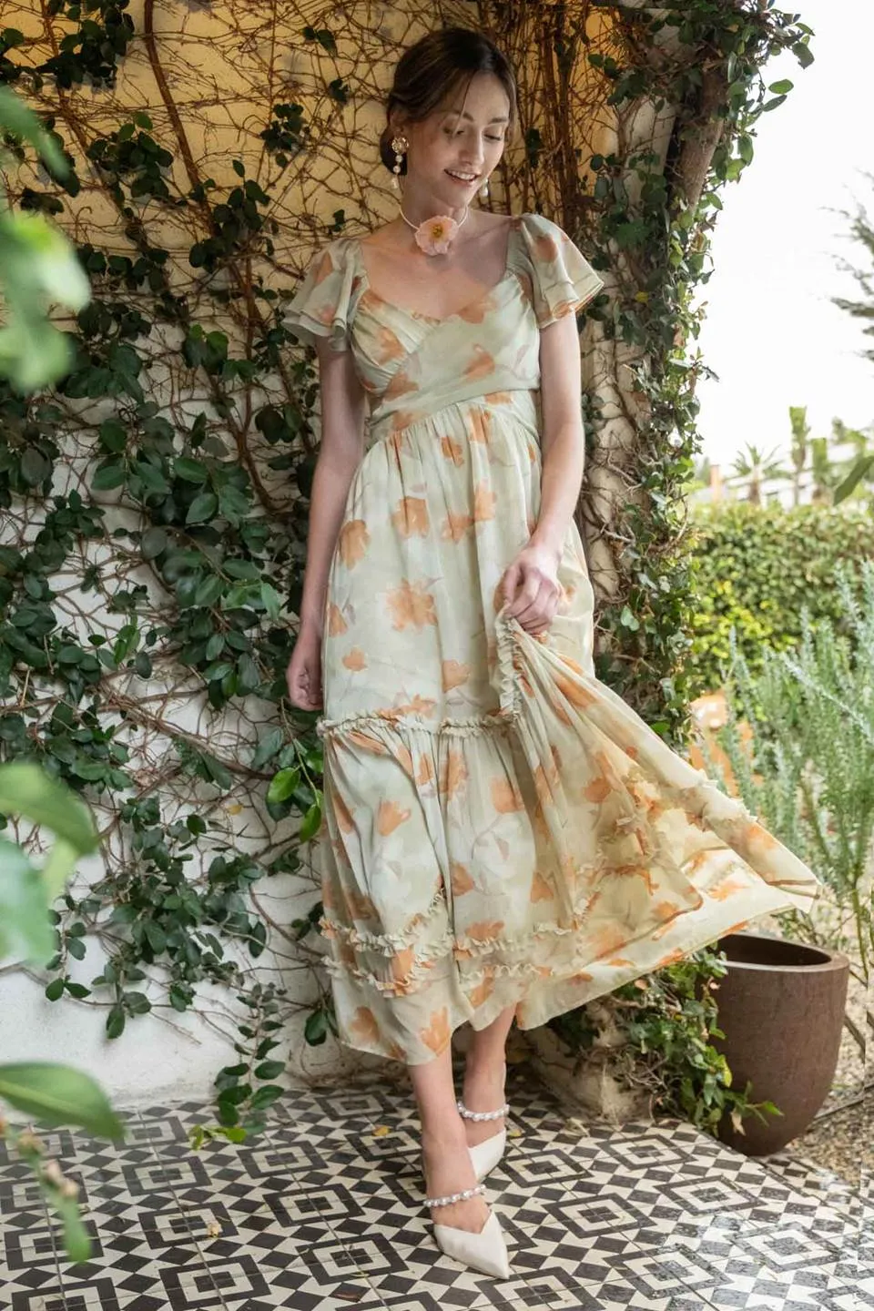 FLORAL WAIST CUT OUT RUFFLE MAXI DRESS