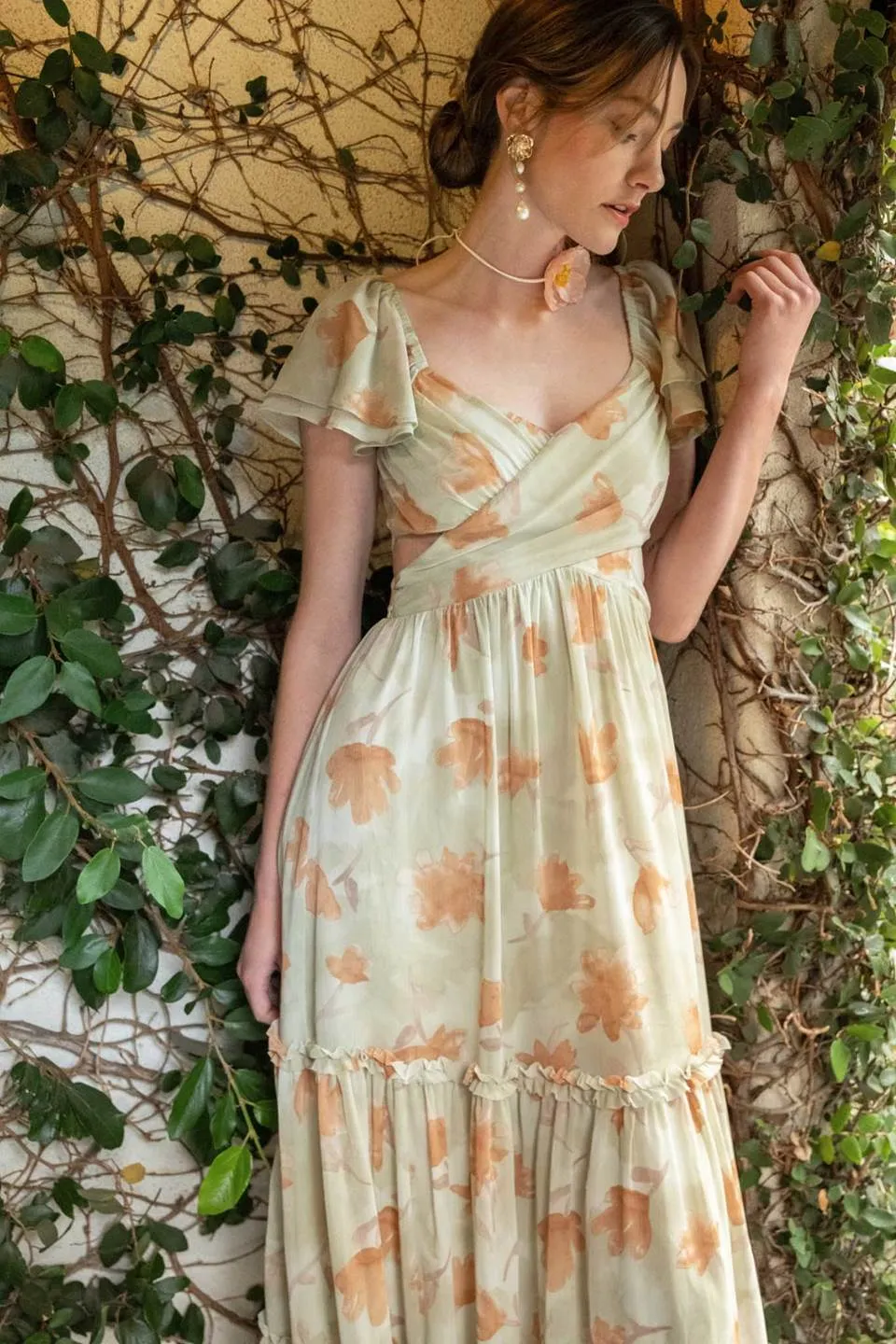 FLORAL WAIST CUT OUT RUFFLE MAXI DRESS