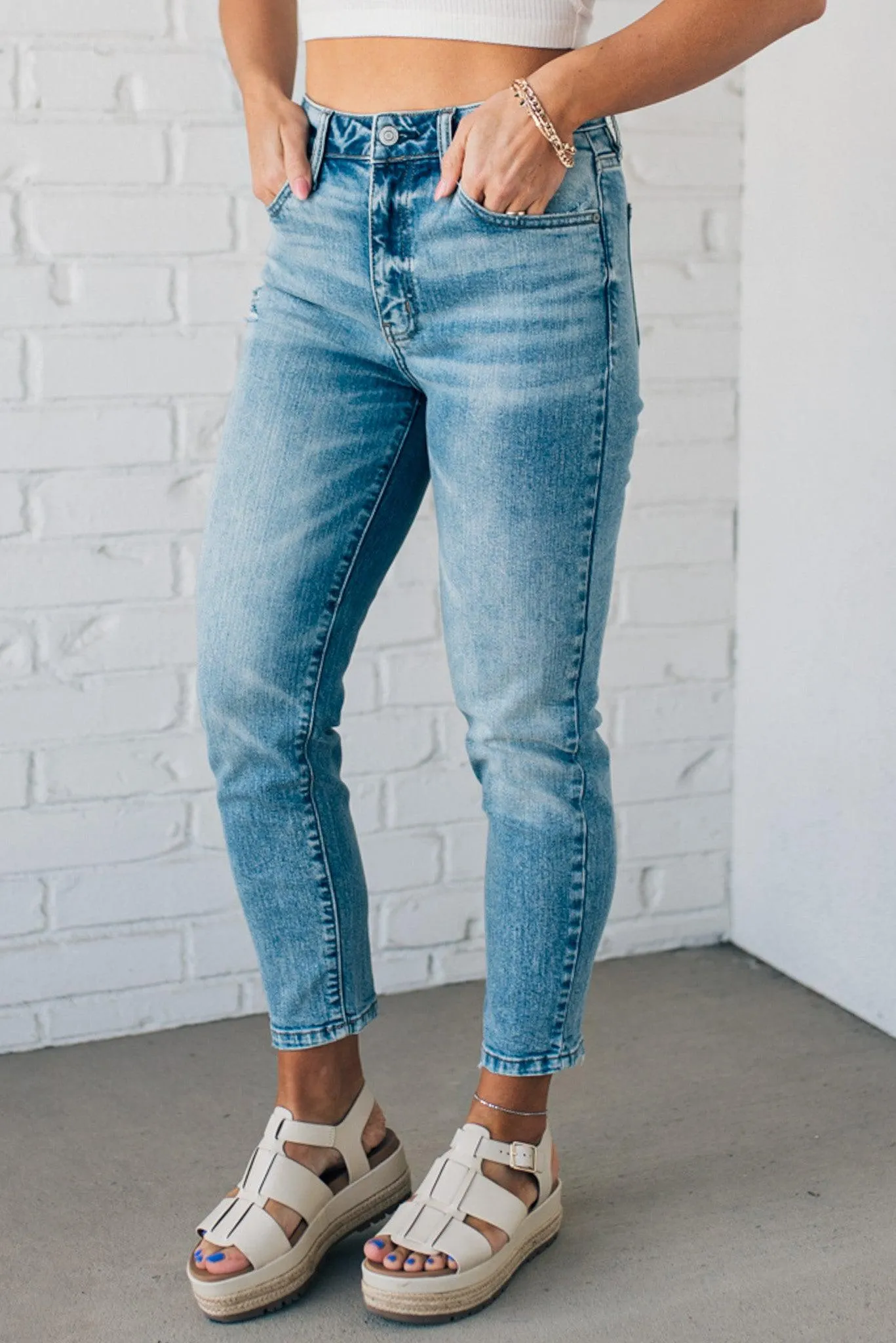 Marlo High Rise Mom Jeans
