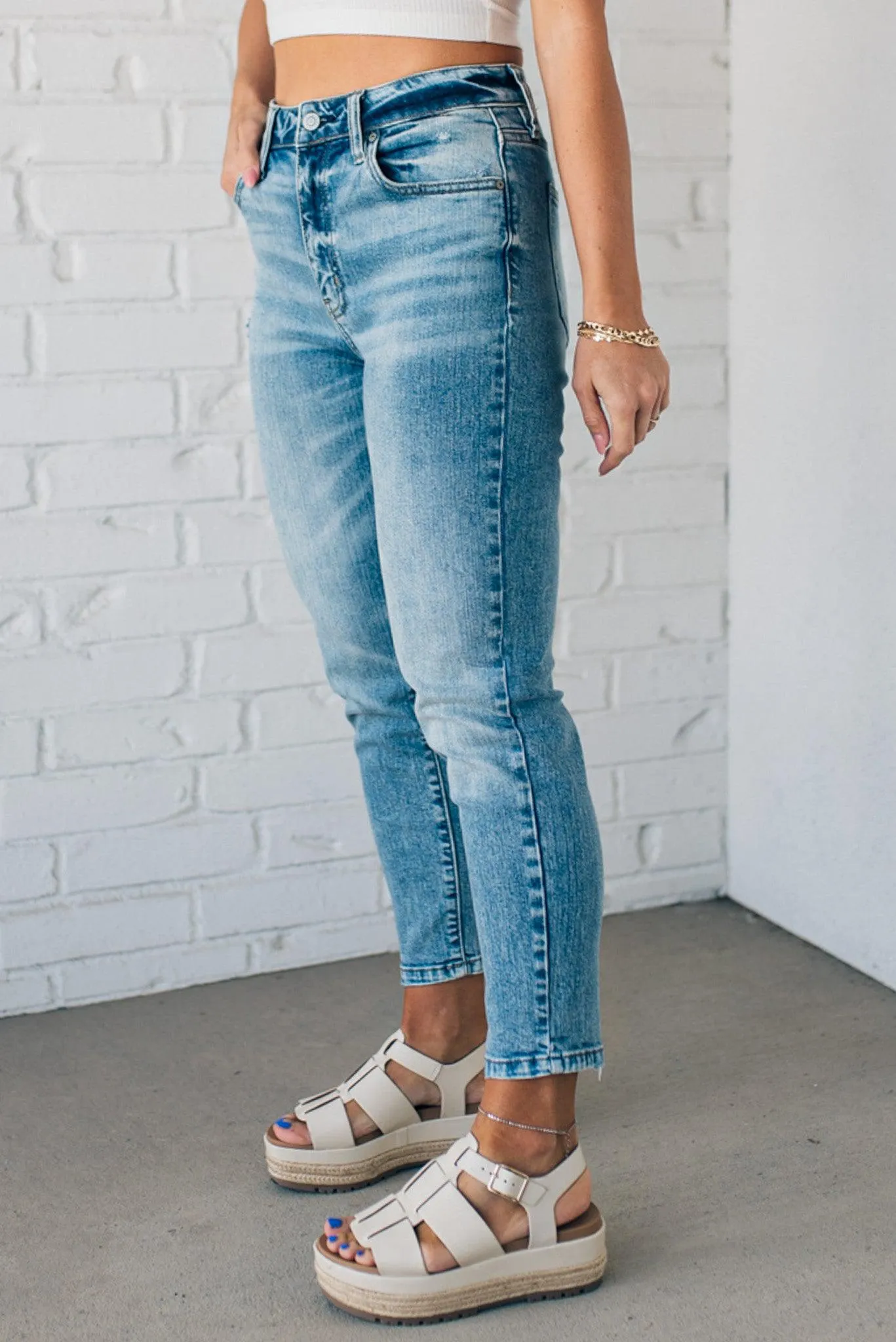Marlo High Rise Mom Jeans
