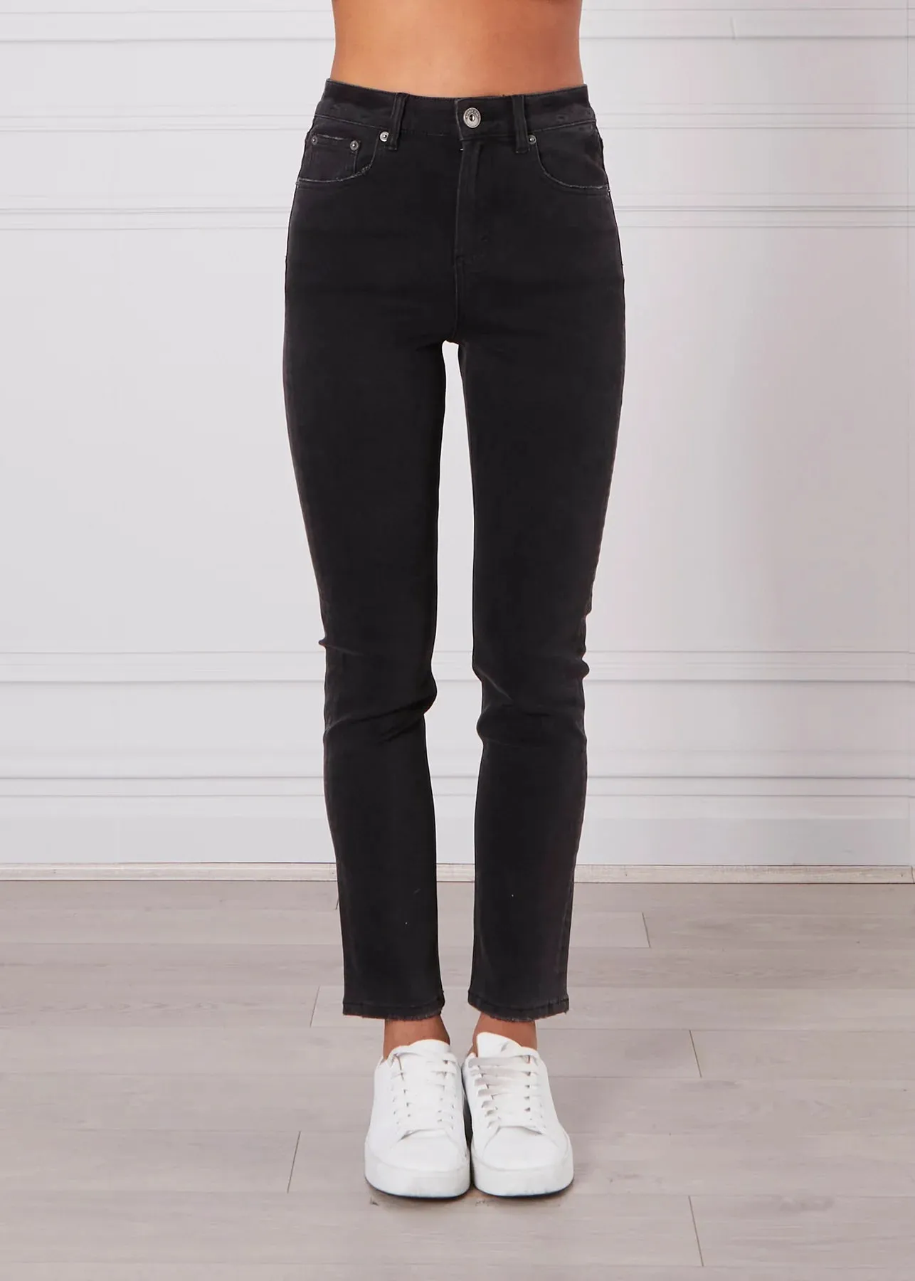 OLIVIA MOM JEAN - BLACK