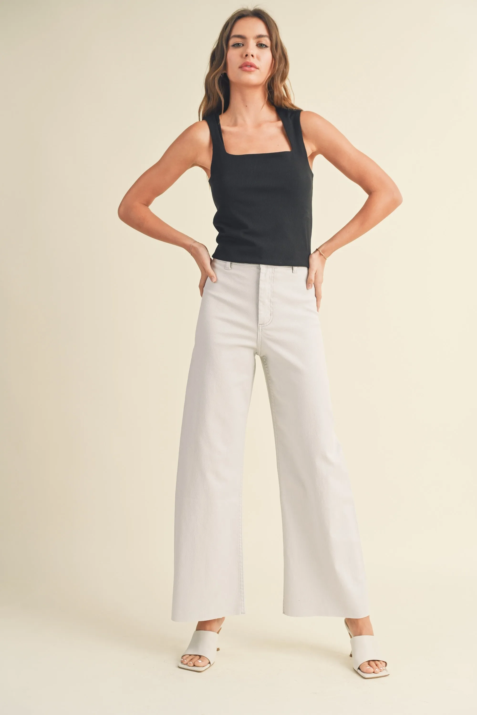 Sariyah Mini Ribbed Squared Neck Knitted Black Top