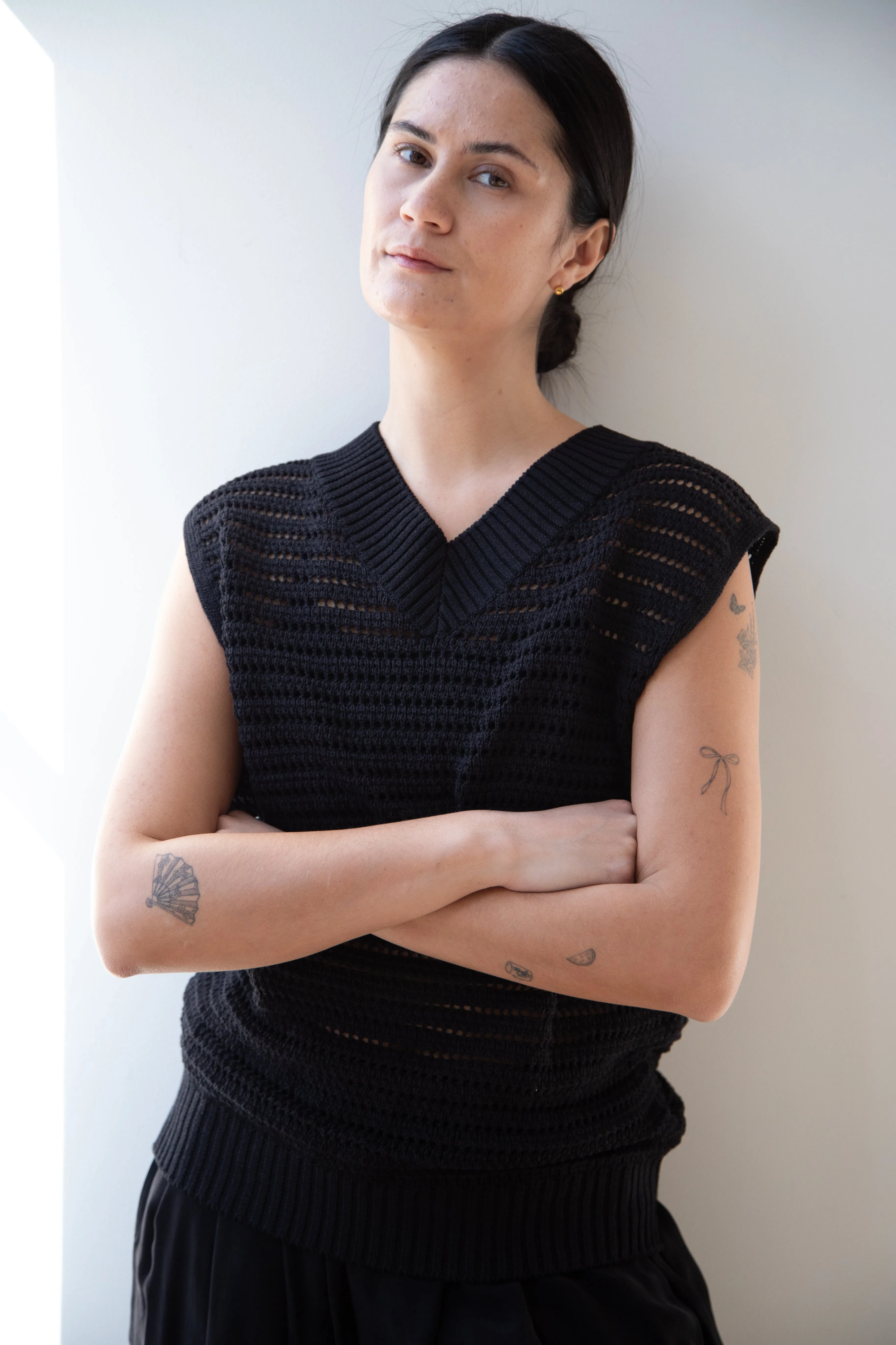 The Loom | Paper Vest in Black