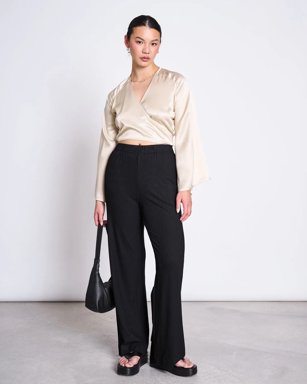 WRAP BLOUSE CARRINE IVORY
